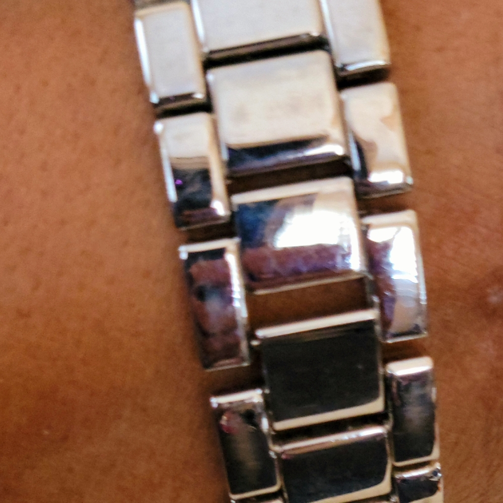 Watch - Picture 2 of 2